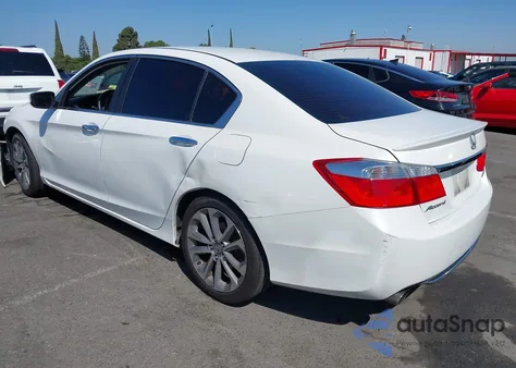 2015 Honda Accord Sport z USA, uszkodzony, nr VIN 1HGCR2F59FA063958